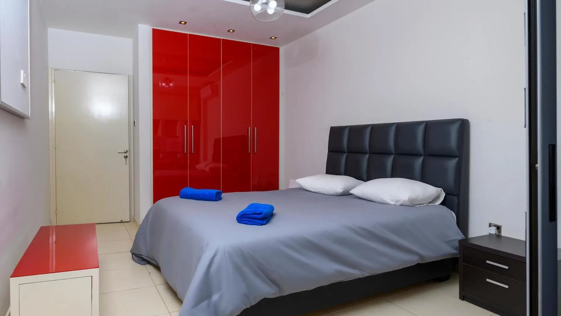 לרנקה City Center Flat 23